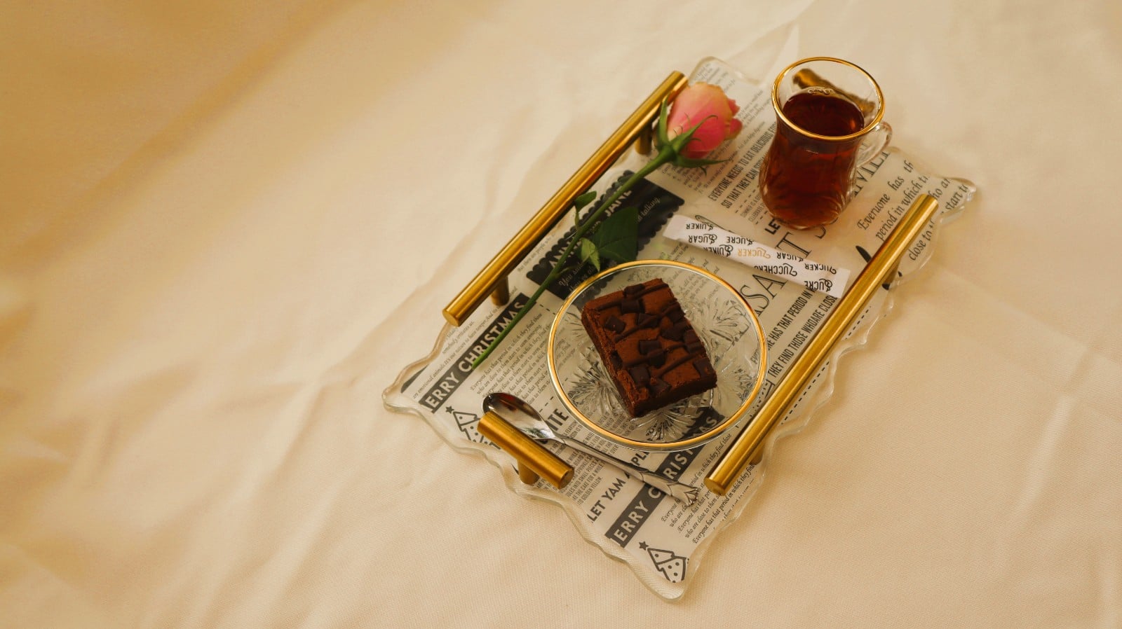 Newspaper coffee tray.