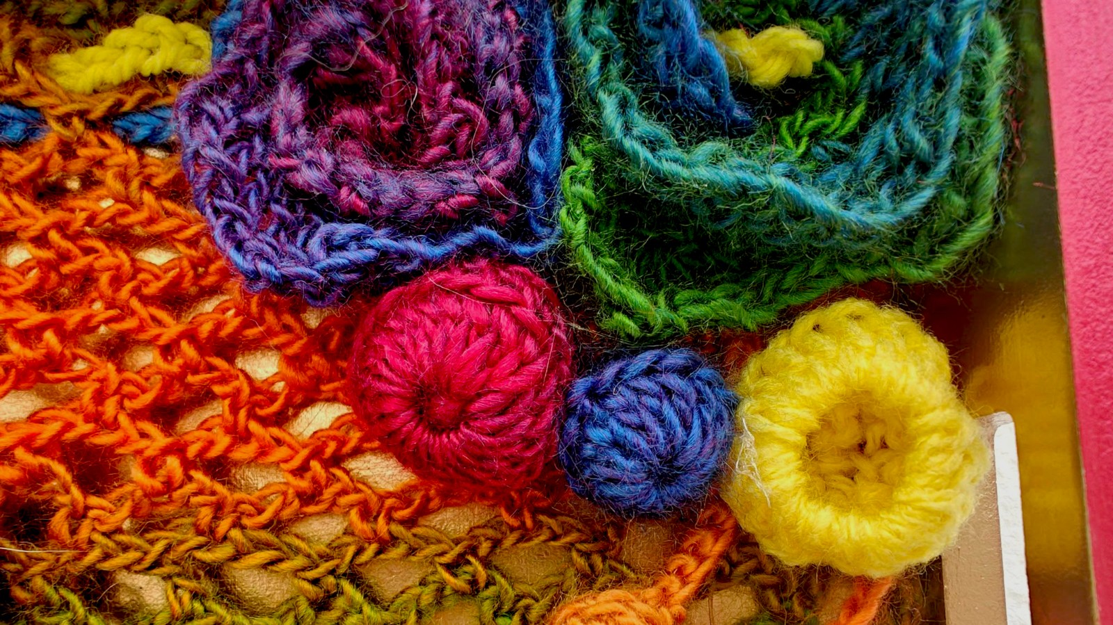Yarn Flowers 1 - 117968 Yarn Flowers