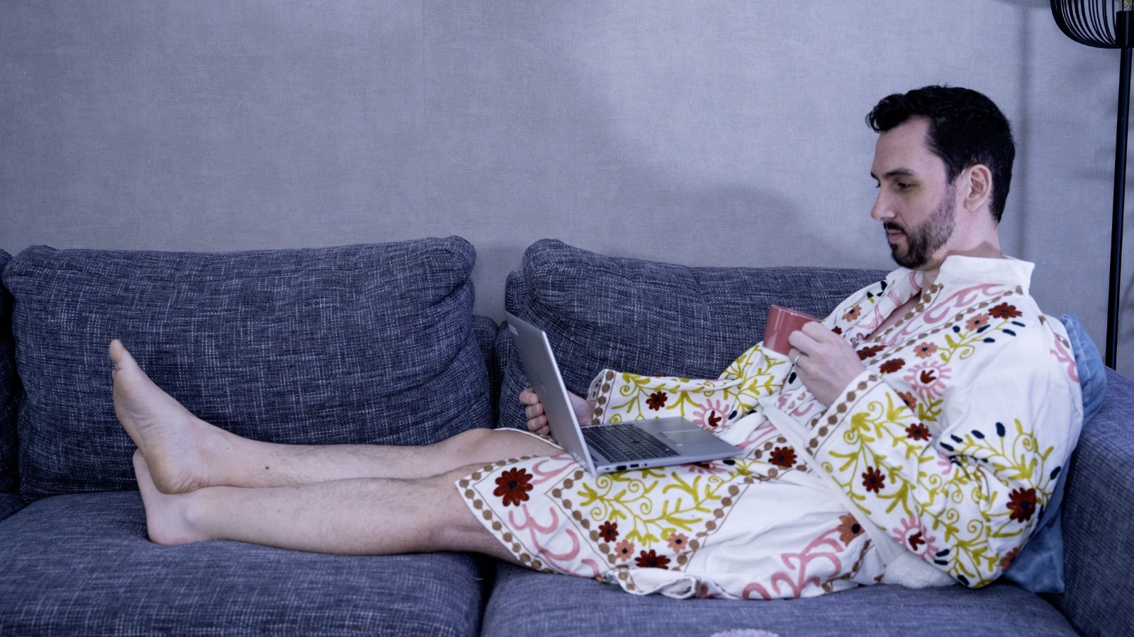 Kimono - Unisex - One size fits all - Indian Bloom Collection - White - 58550.jpeg Kimono - Unisex - One size fits all - Indian Bloom Collection - Wit