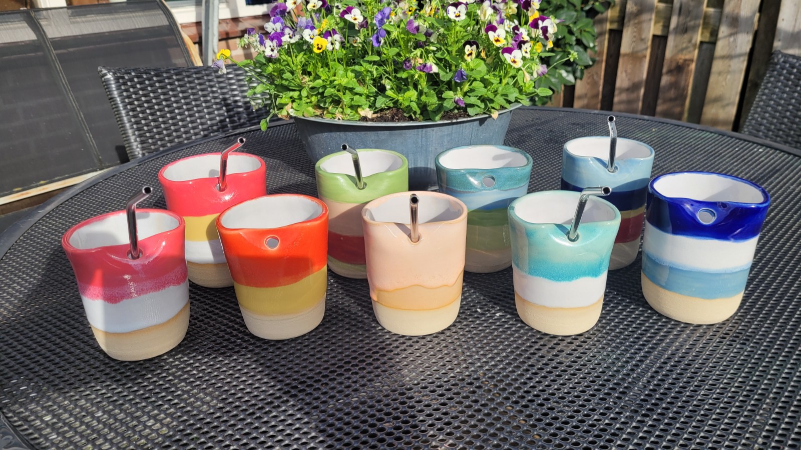 Rietjesbeker rood, roze, groen. - 76462.jpeg Rietjesbeker rood, roze, groen.