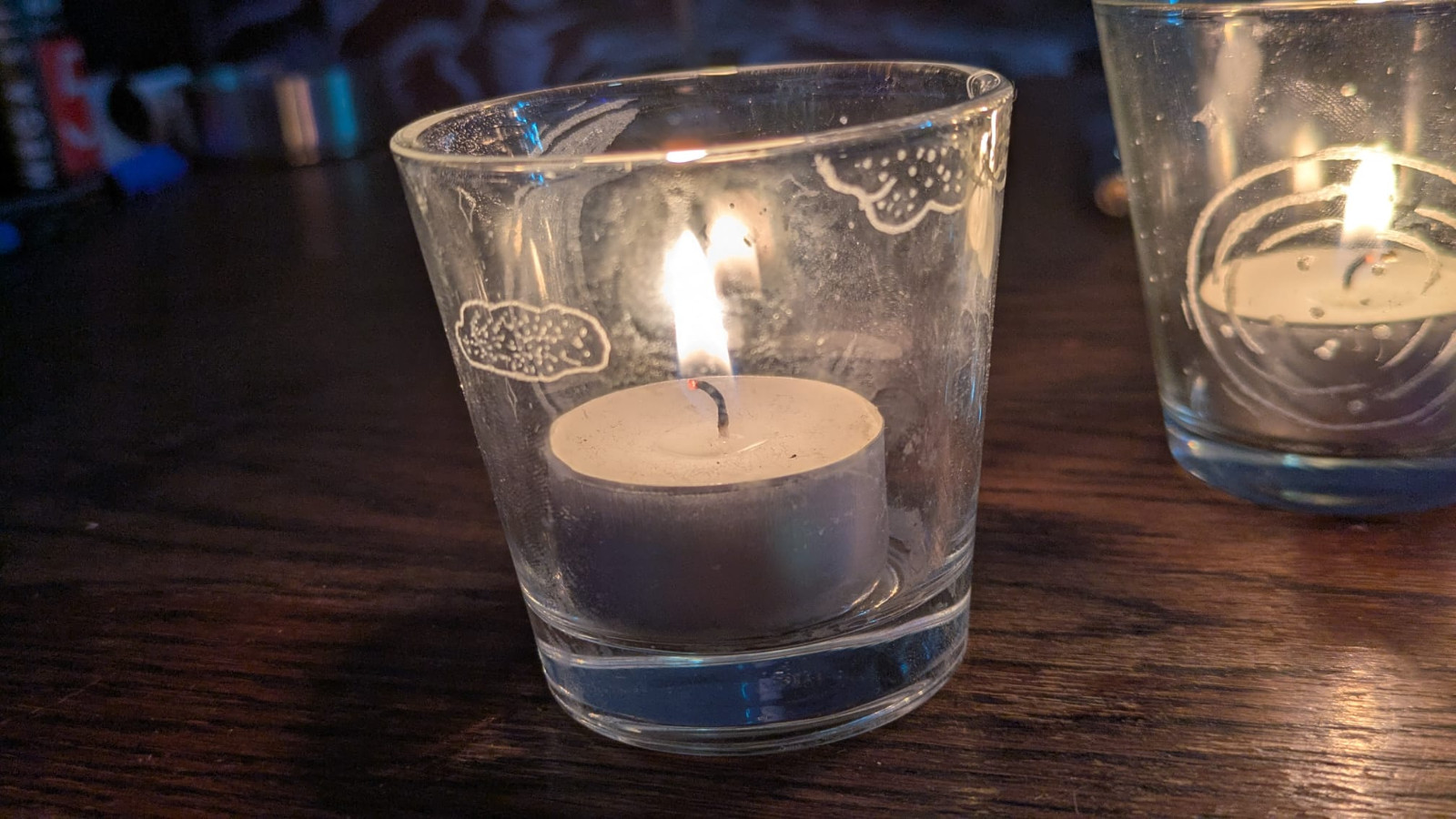 Handgegraveerde kaarsenhouders maan en sterren motief – set van 3 g… - 109796 Handgegraveerde kaarsenhouders maan en sterren motief – set van 3 glazen sfeerlampen