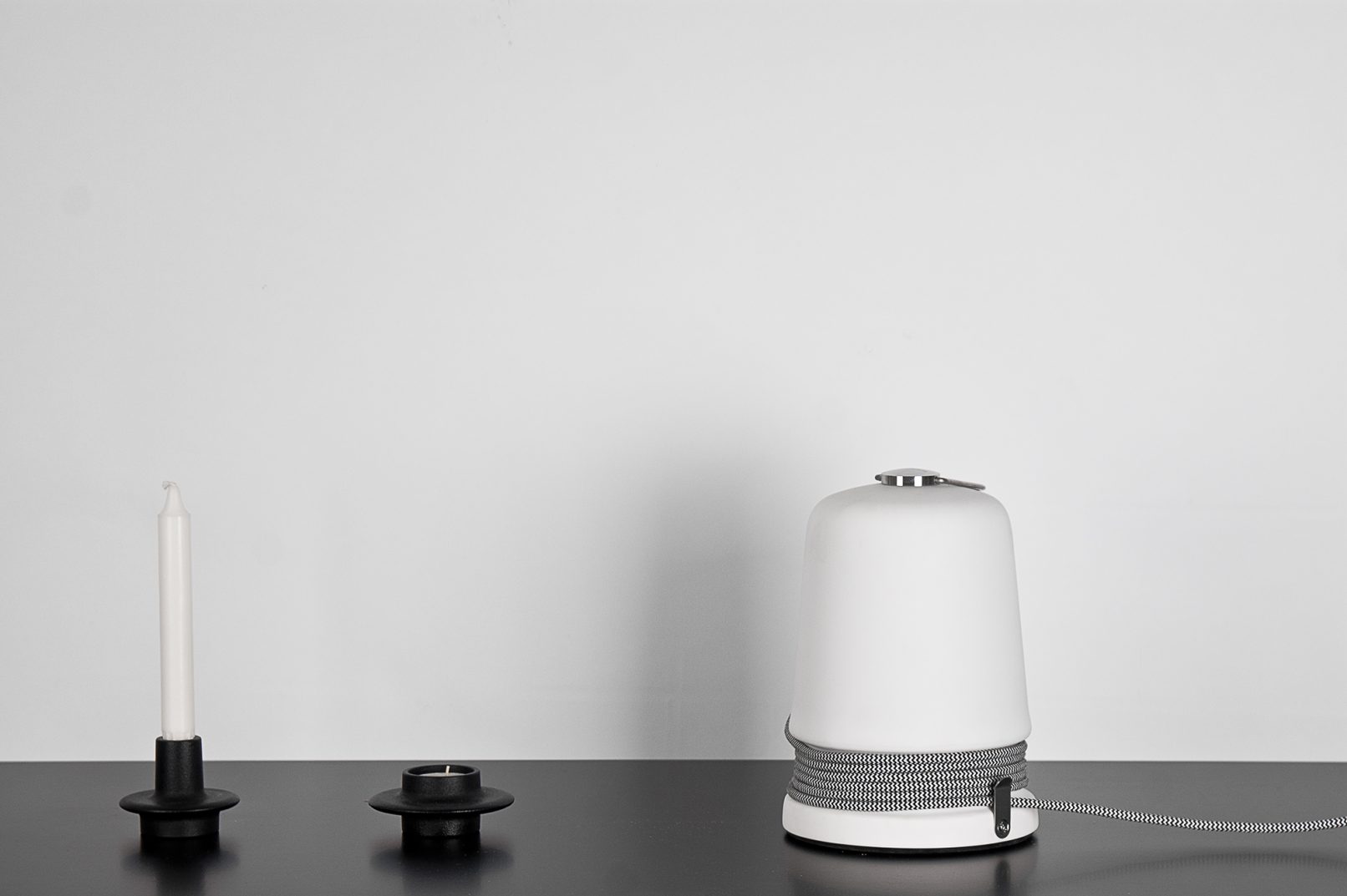 Cable Table Light Matte - 3262.jpeg Cable Table Light Matte