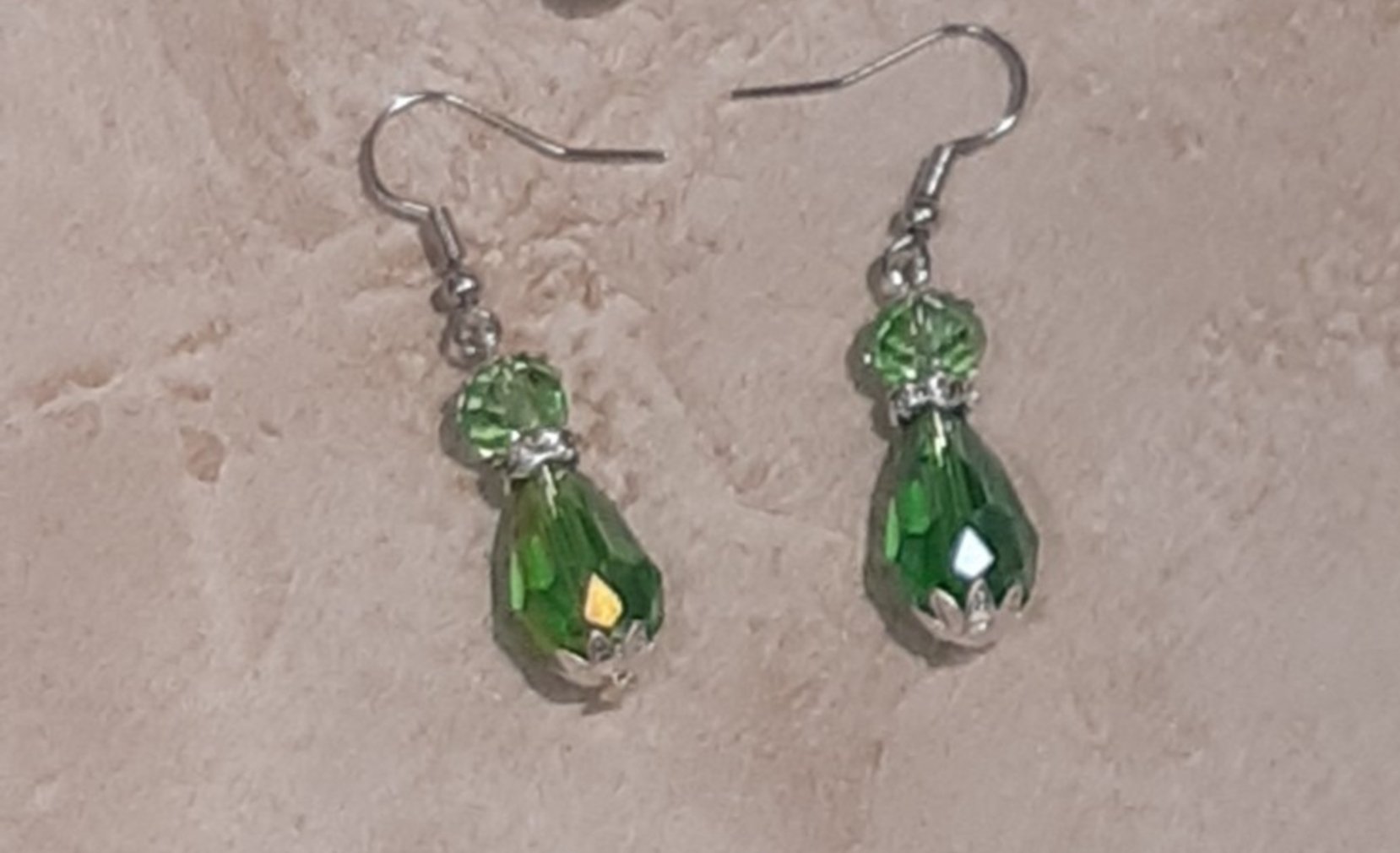 Oorbellen Collectie: Glans en kleur groen: Handgemaakt met glazen kra… - 100846 Oorbellen Collectie: Glans en kleur groen/ geel: Handgemaakt met glazen kralen