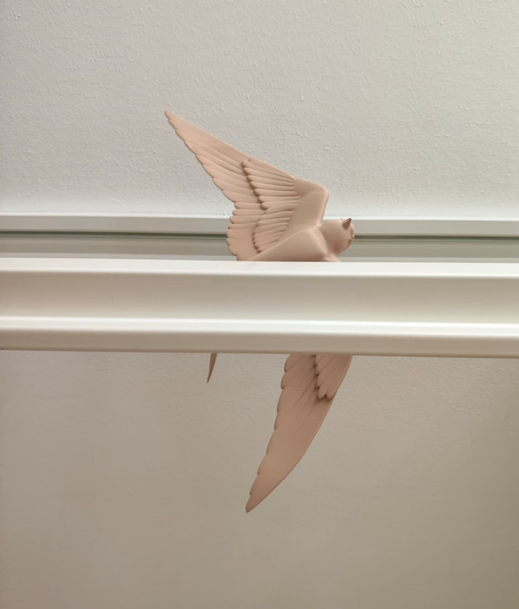 Magnetic swallow window art - Beige - 151850 Magnetic swallow window art - Beige