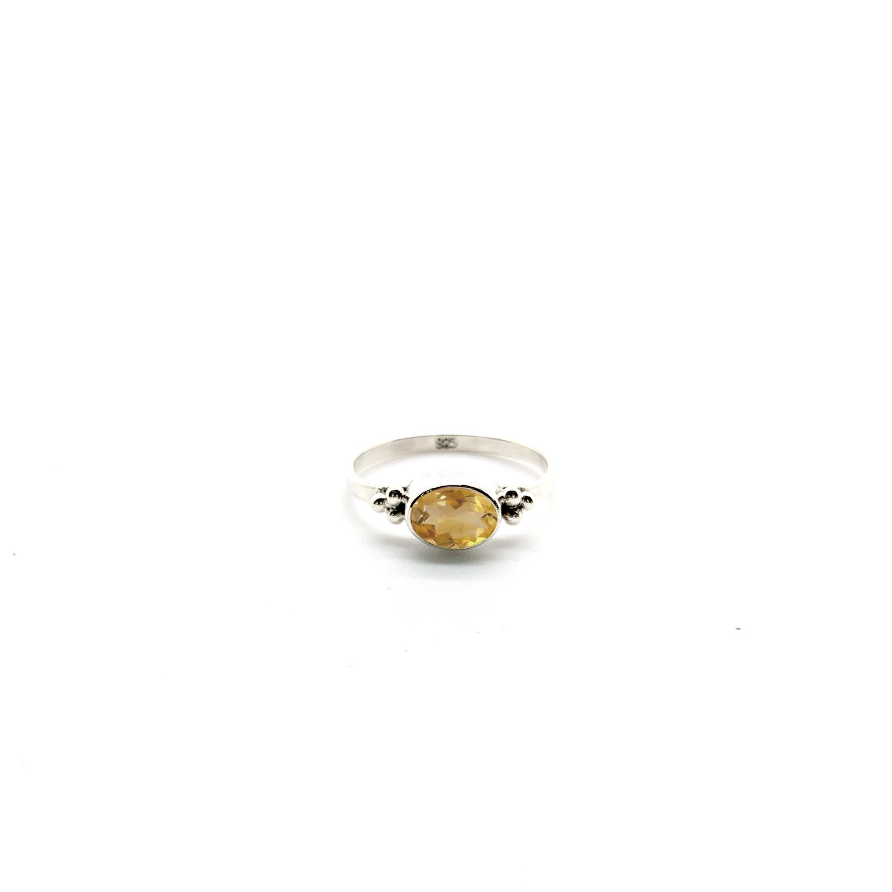 Citrine Facet Oval Triquetra Silver