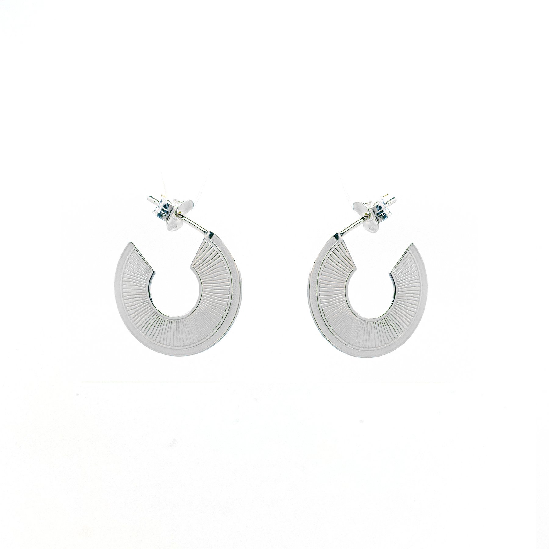 Sun Ray Hoops Silver - 3483.jpeg Sun Ray Hoops Silver