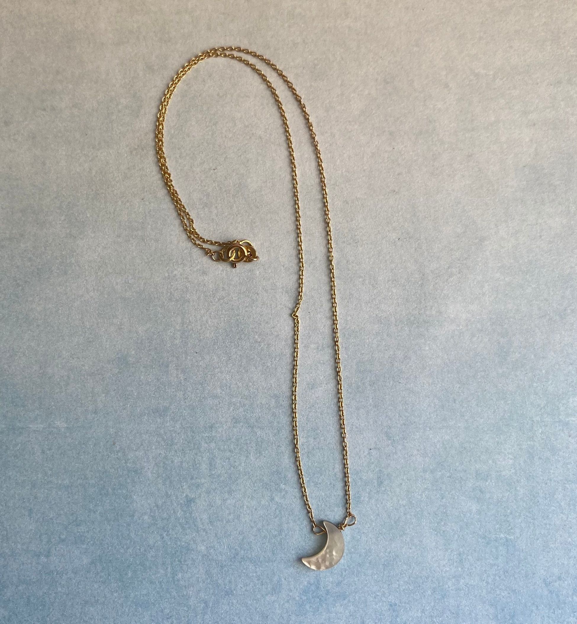 Vermeil kettinkje met maantje van parelmoer