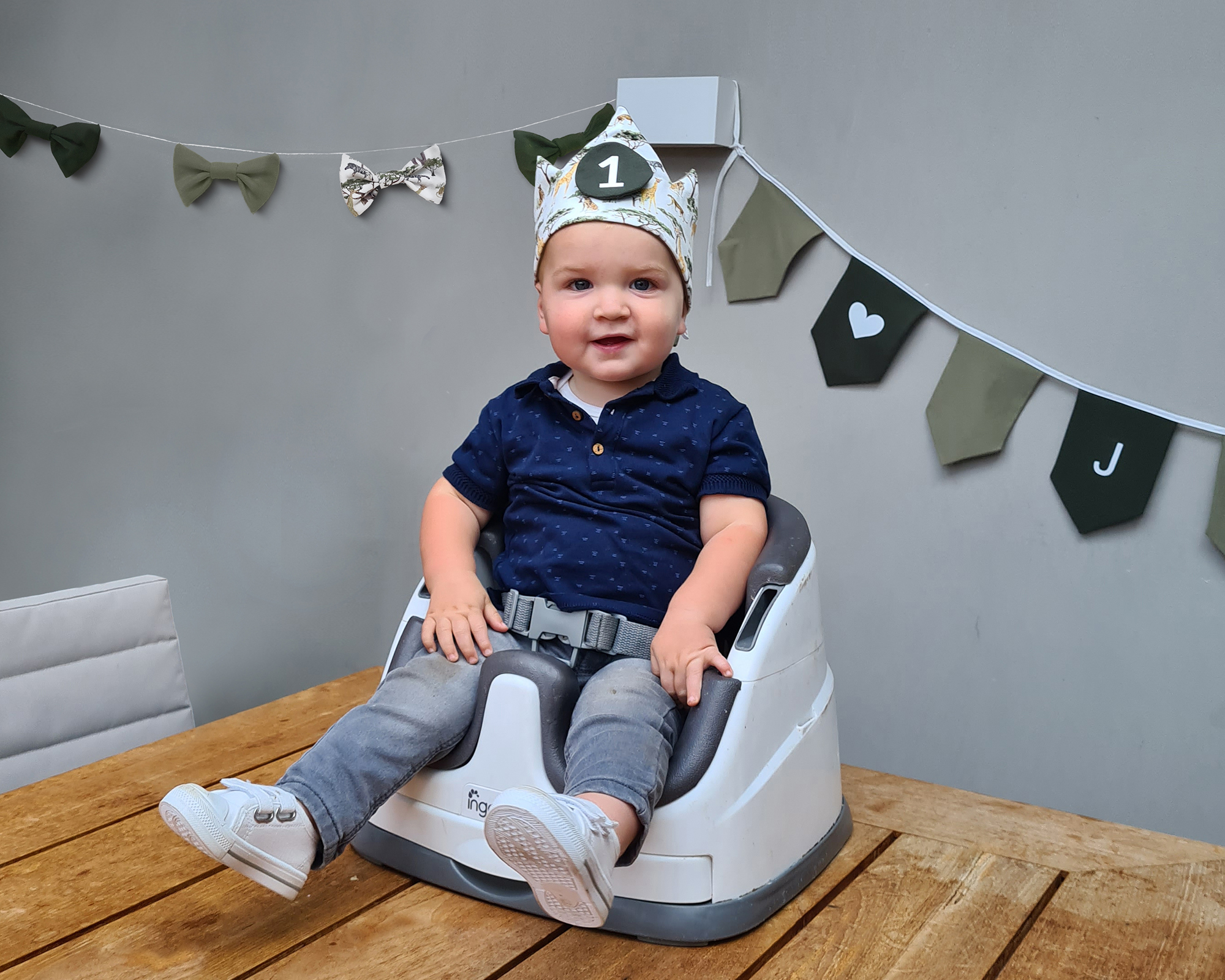 Verjaardagskroon Under the African Acacia tree | Groen / Jungle / Dieren / Safari met leeftijd naar keuze