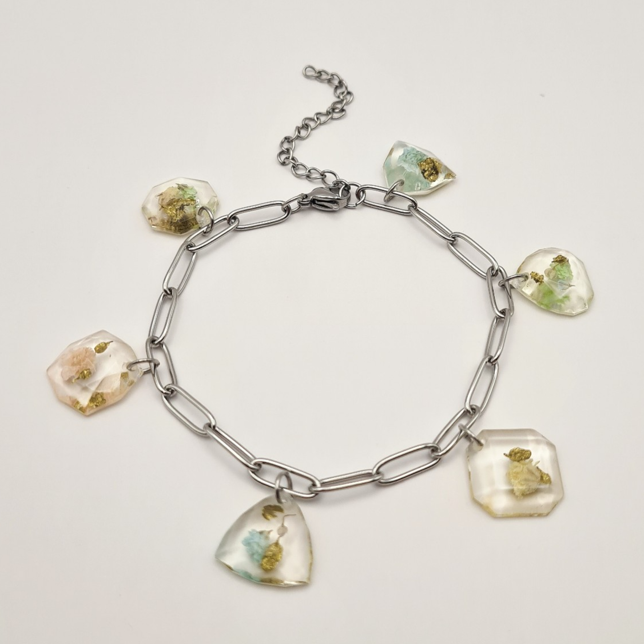 Bedelarmband met Pastelkleurige Bloemenbedels (Eternal Spring) - 91308 Bedelarmband met Pastelkleurige Bloemenbedels (Eternal Spring)