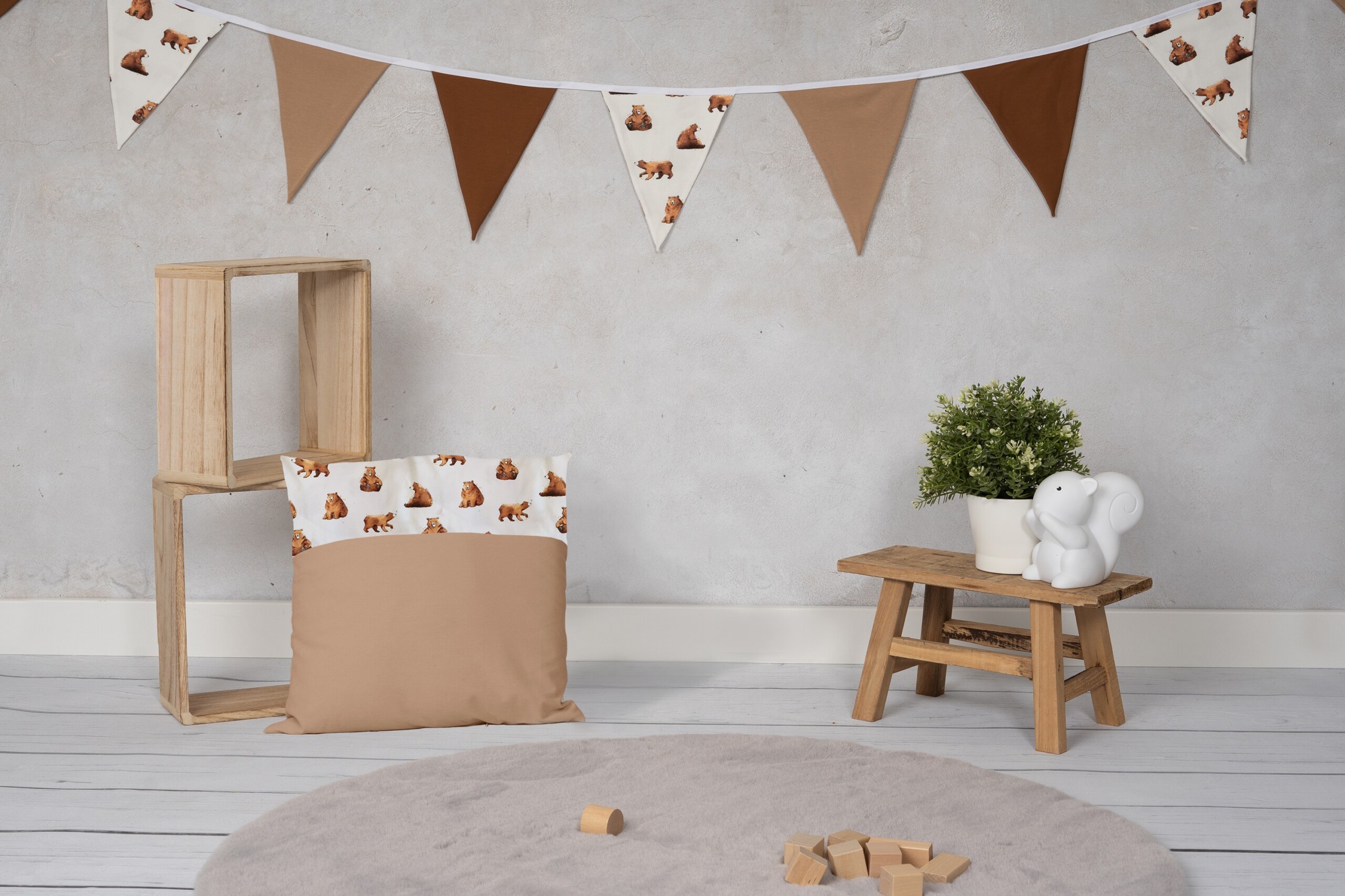 Gepersonaliseerd kussen Mama bear | Bruin / Beren sierkussen met naam en/of geboortedatum (optioneel)