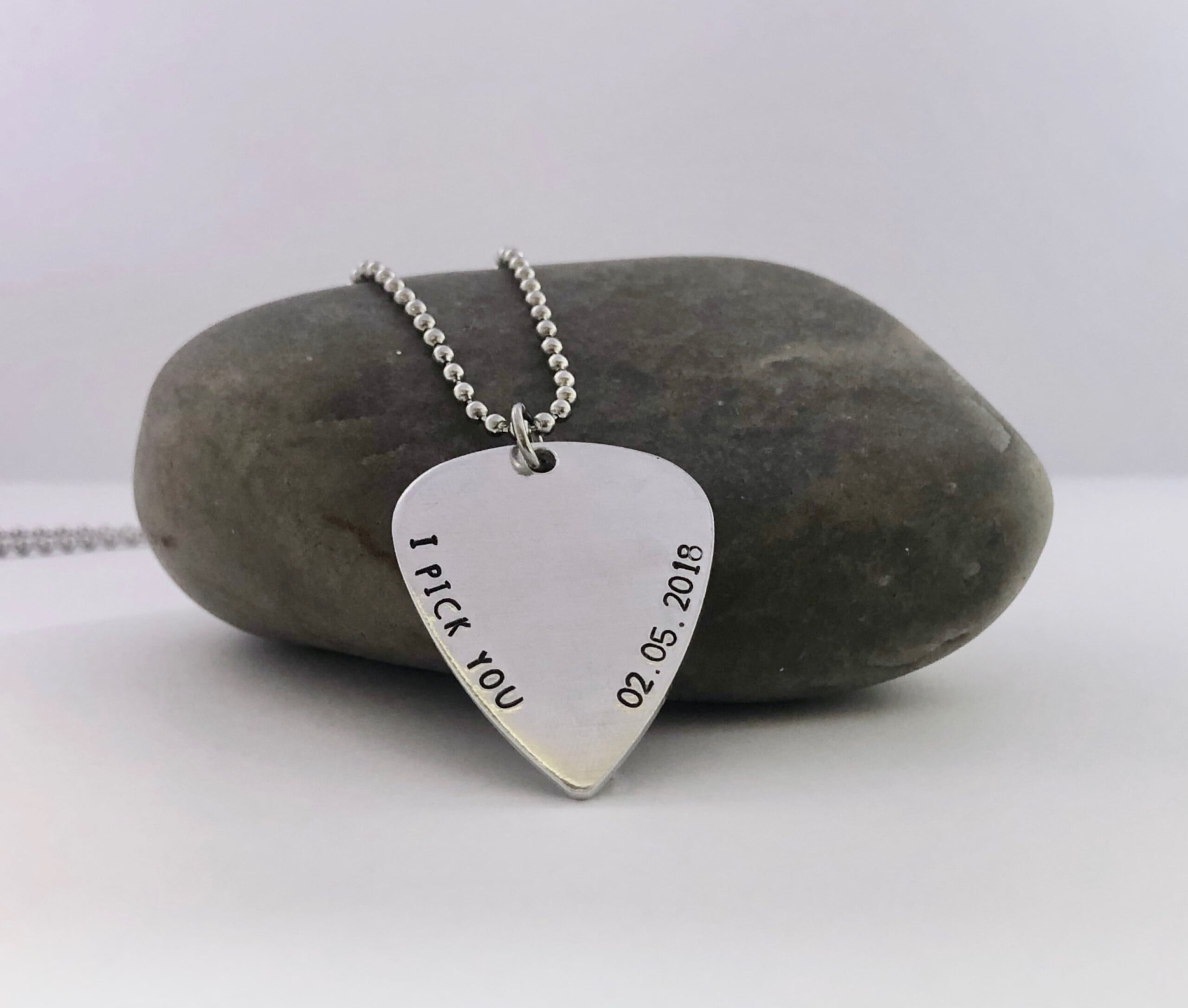 Gepersonaliseerde gitaarplectrum ketting | I Pick You | Met datum - 134375 Gepersonaliseerde gitaarplectrum ketting | I Pick You | Met datum