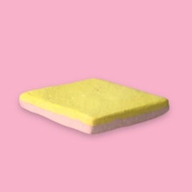 Geel/roze spekkie van keramiek