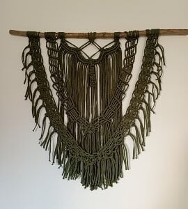 Wanddecoratie IRIS, macramé, kaki