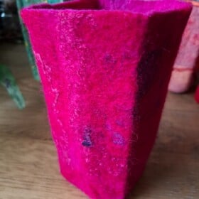 De 'Magenta Mist' – Kleurrijk & Modern