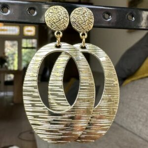 make a statement gold
