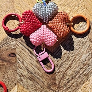 Handgemaakte Miyuki hartjes-sleutelhangers ❤️