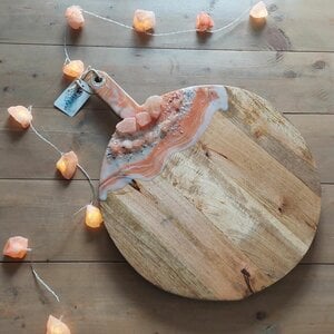 Grote serveerplank met zoutsteen