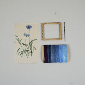 Blauw Korenbloem DIY Weefpakket Klein
