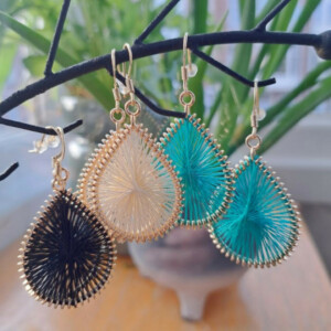 Oorbellen met gehaakte druppelhanger