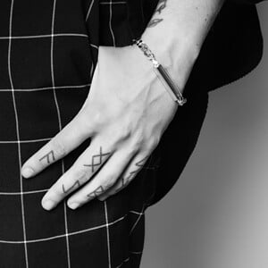 Alternative view of Armband - EMBRACED - zilver
