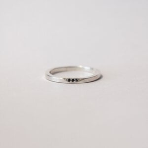 Ring - Taking The Edge Off - zilver