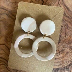 Oorbellen | Rond- beige