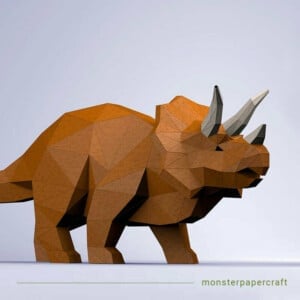 DIY pakket Dinosaurus – Triceratops – compleet knutselpakket met snijmat, liniaal, vouwbeen, mesje