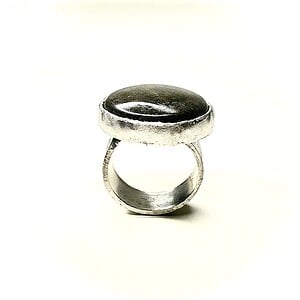 Grote zilveren ring met Obsedian