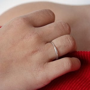 Alternative view of Ring - LISA - zilver