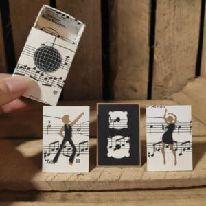 Mini Art – Tot de zon opkomt – Handgemaakt van hergebruikte materialen
