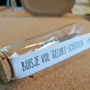 Buisje vol geluksscherven - scherven brengen geluk