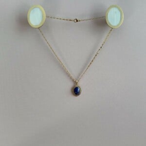 Edelsteen cabochon met Lapis Lazuli