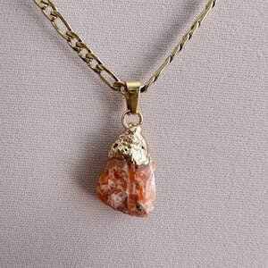 Ketting met ruwe edelsteen Zonnesteen