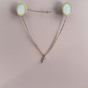 Alternative view of Ketting met ruwe edelsteen Rozenkwarts