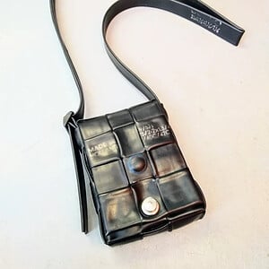 Retyred shoulderbag small
