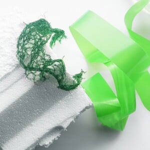 Alternative view of Stegosaurus dino ketting van gerecycled plastic