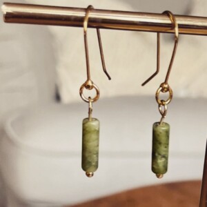 Oorbellen tube olive marmer