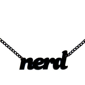 Nerd! naamketting  (zwart)