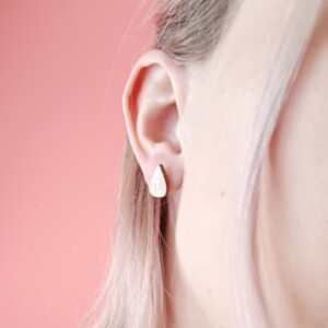 Alternative view of Houten multi-chrome glitter oorbellen - Druppel en Wolk