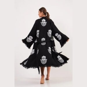 Hamsa Lange Kimono-Zwart: Luxe Badjas & Kimono in Één