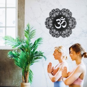 Alternative view of Om Symbool Wanddecoratie