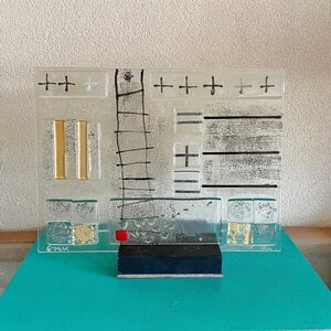 Keeping track :fused glas