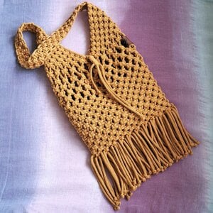 Macrame tas mosterd