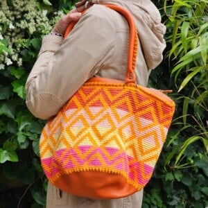 Tas, gehaakt met leer, Spring