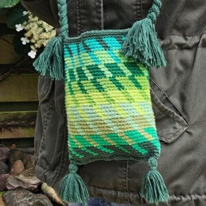 PST/festivaltasje Little Green Bag, gehaakt