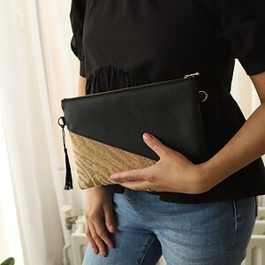 Clutch Black & Shine