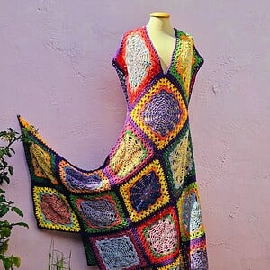 Handgemaakte,gehaakte hippystyle, regenboog maxijurk