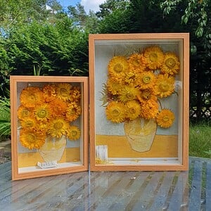 Bijzondere 3D Droogbloemen Kunstwerk van Van Gogh's Zonnebloemen - Unieke Decoratie