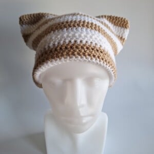 Gehaakte muts 'White & tan'