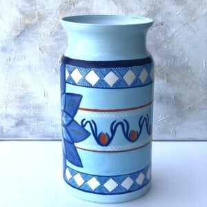 Ronde vaas met verfijnde Arabische patronen